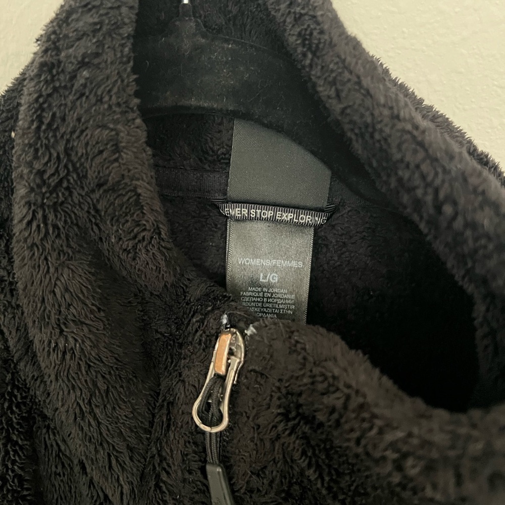 Northface Black Fleece Zip-Up Jacket - Picture 2 of 2